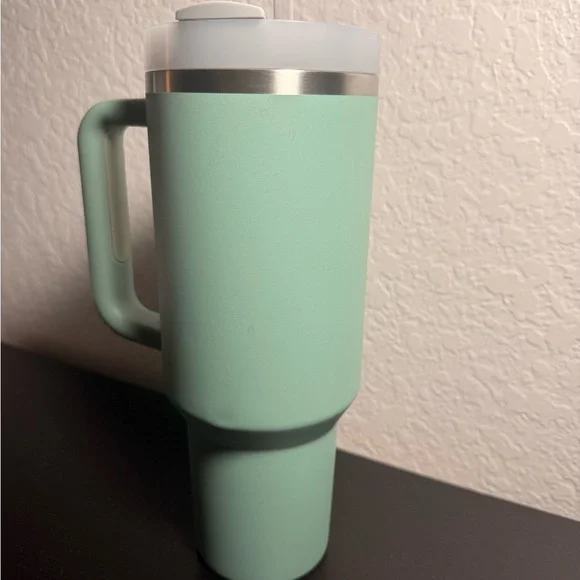 Stanley Mint Green Travel Mug - Picture 3 of 8